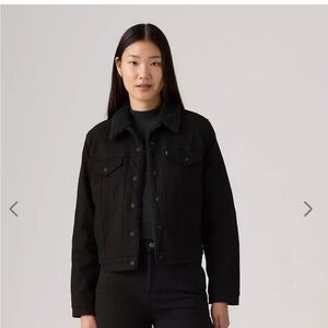 Levi’s Women's Original Sherpa Trucker Jacket Black‎ Denim Jacket Classic Retro